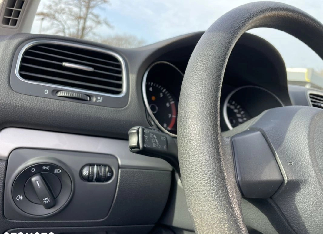 Volkswagen Golf cena 25777 przebieg: 167000, rok produkcji 2010 z Recz małe 277